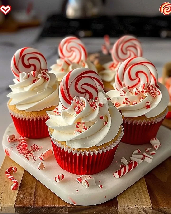 Candy Cane Cupcakes