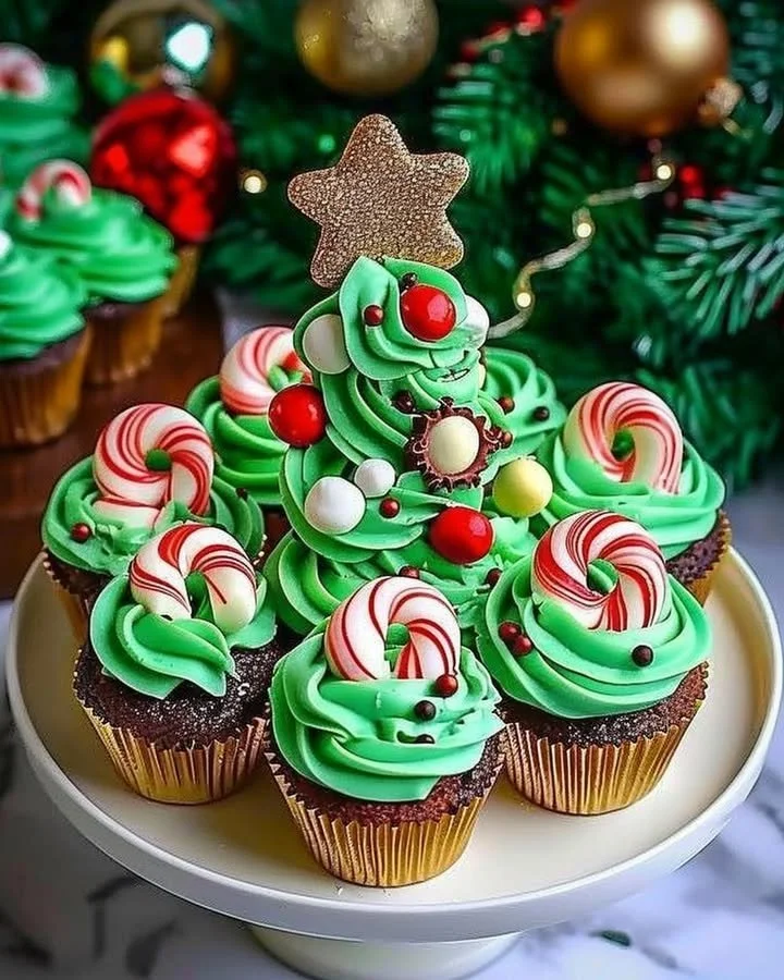 Christmas Tree Cupcakes